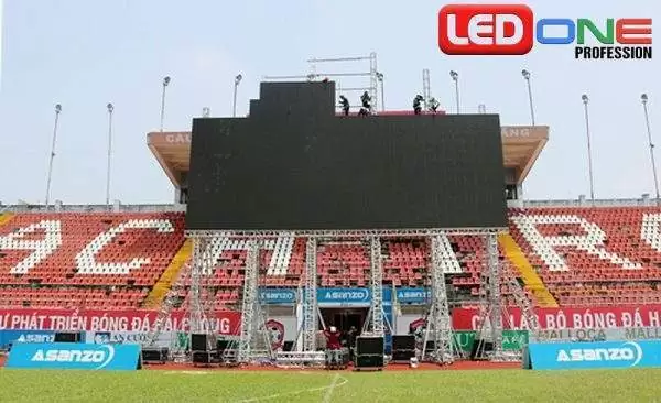Thi công màn hình Led P6 ngoài trời cho CLB bóng chuyền nữ tại Hà Nội  