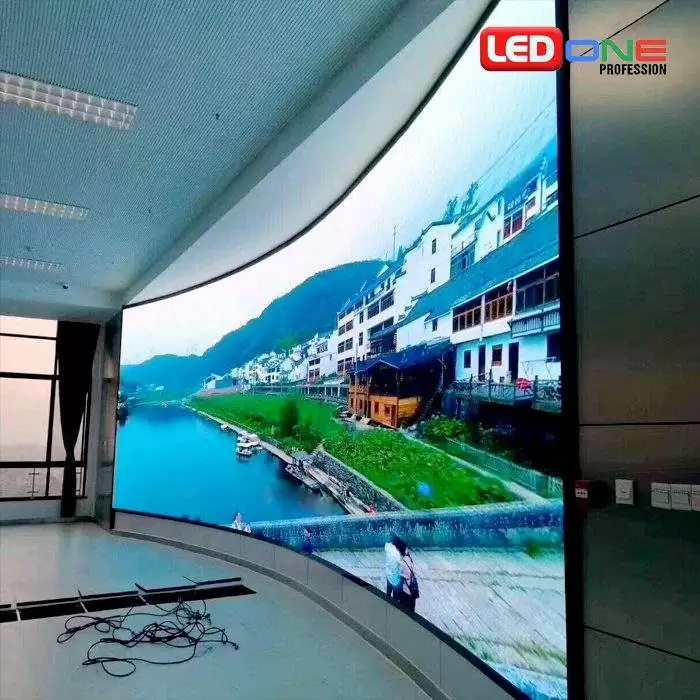 Màn hình LED P4 thi công tại Thép Việt Ý  