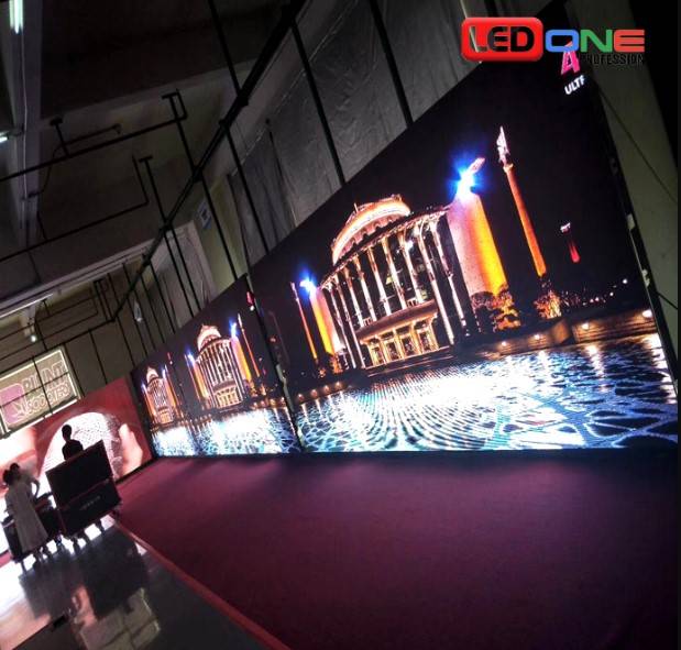 Tìm hiểu về Màn hình LED sân khấu  