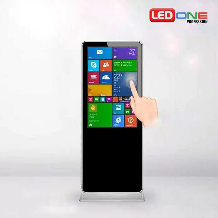 Màn hình cảm ứng LCD SAMSUNG / LG Chân Đứng 70 inch