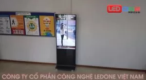 Thi công lắp đặt màn hình quảng cáo chân đứng ngân hàng BIDV tại Lê Đức Thọ, Hà Nội  